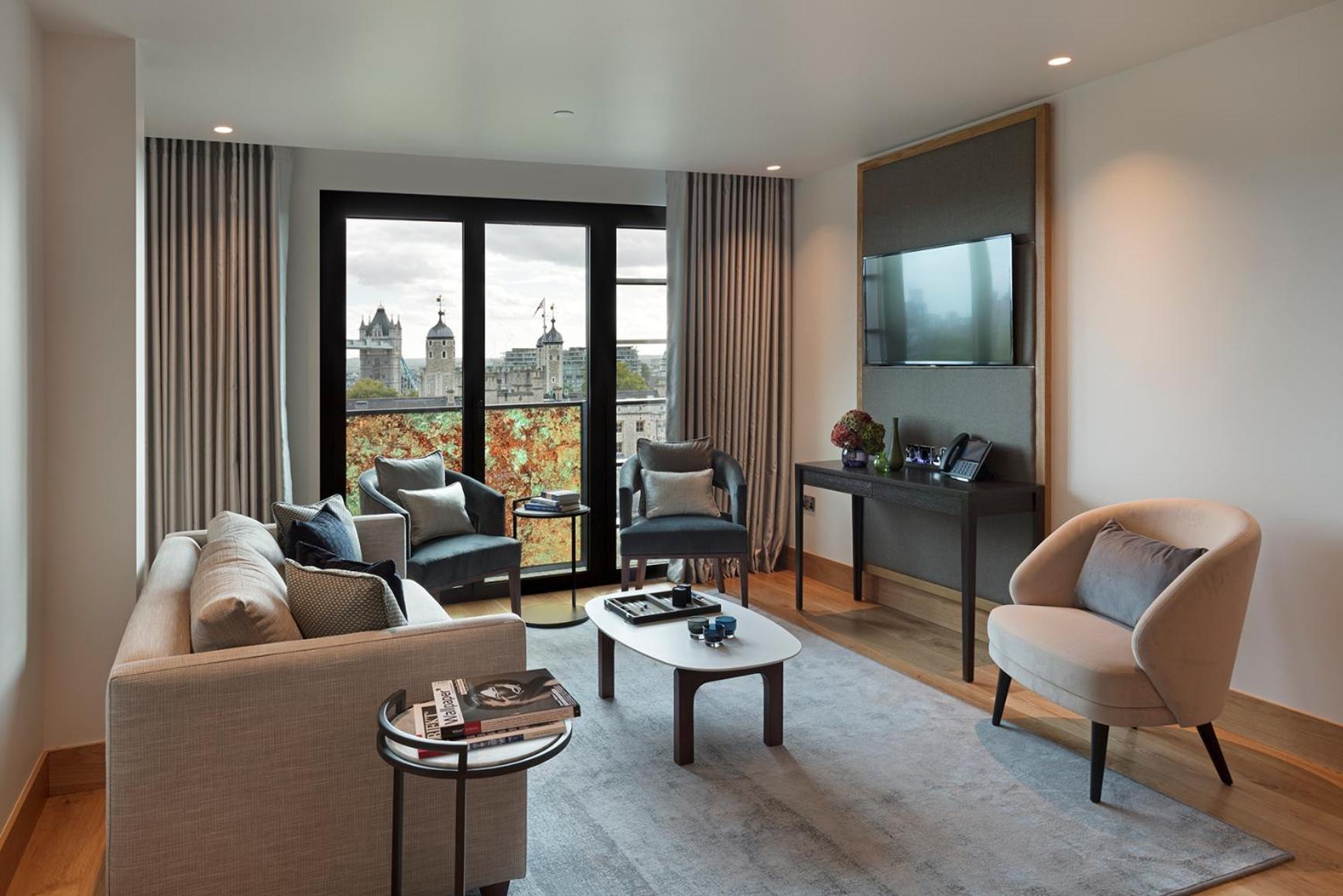 Signature Suite with Kitchen, Tower Bridge View,1317335110:JPEG
