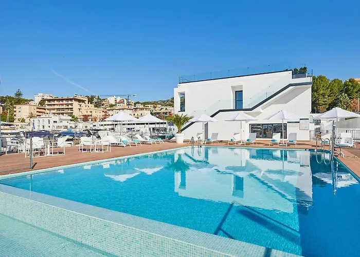 Family resorts in Port de Alcudia (Mallorca)