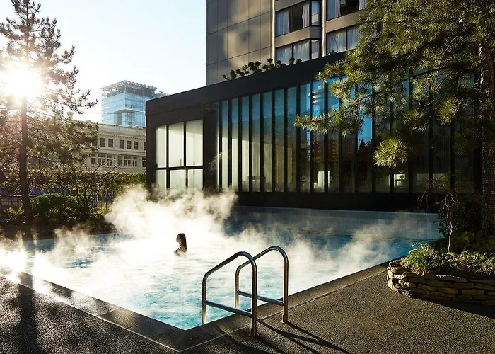 Four Seasons Hotel Vancouver