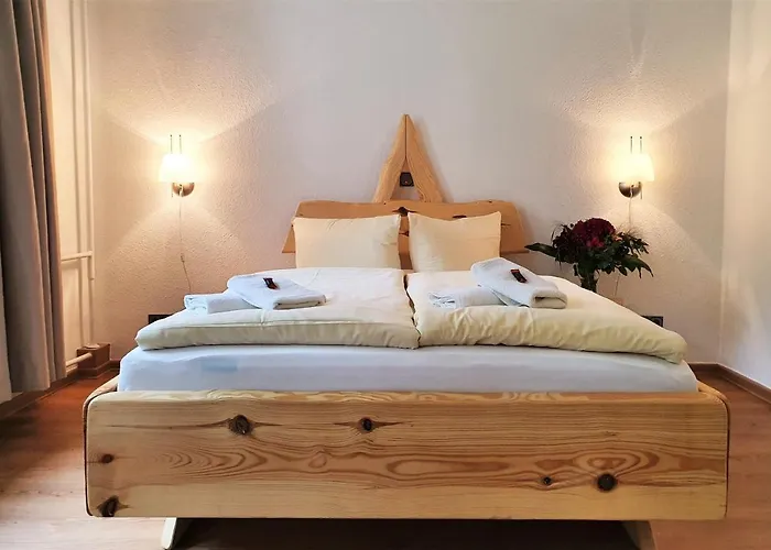 Waldhotel Am See Berlin-Schmoeckwitz