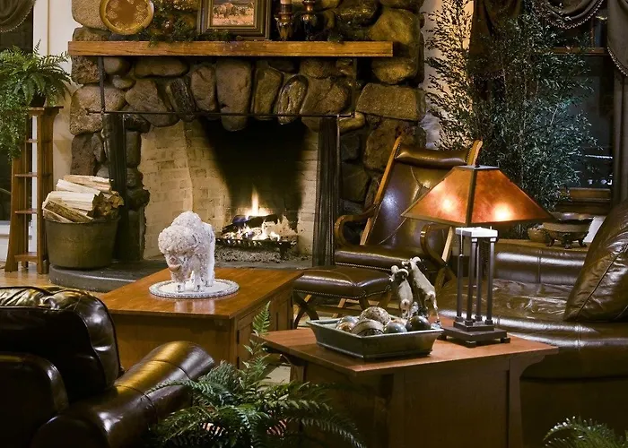 State Game Lodge