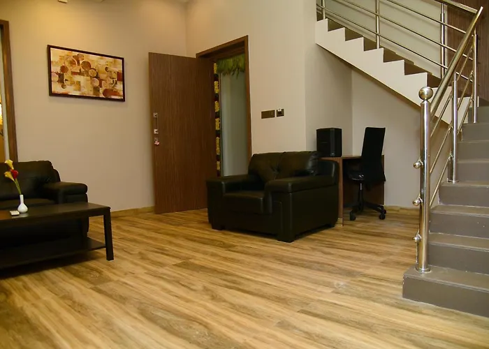 D Wayfarer Inn Resort