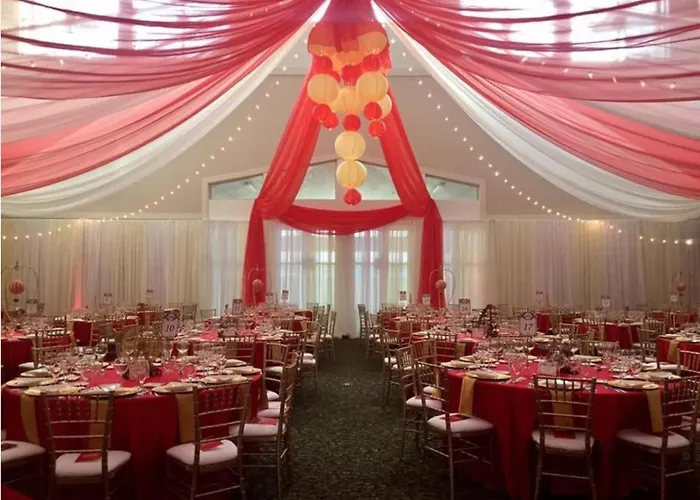Comstock Inn & Conference Center