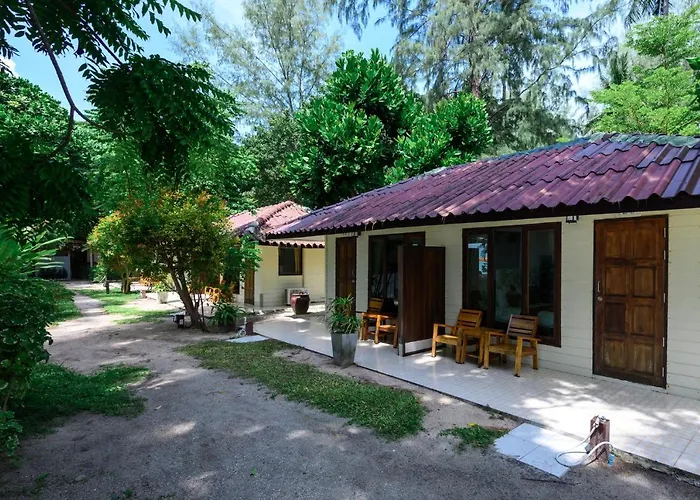 Koh Lipe Resorts