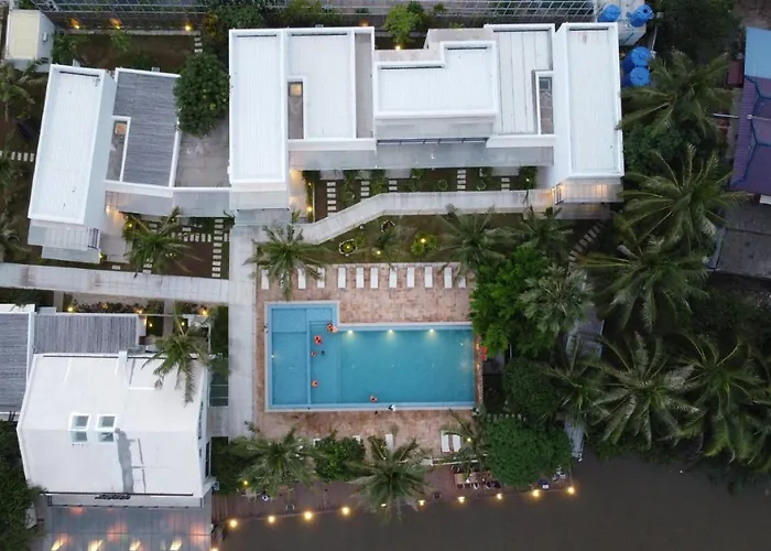The B Resort