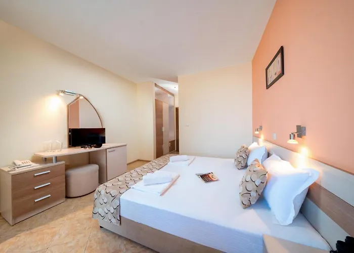 Aurelia Beach Complex
