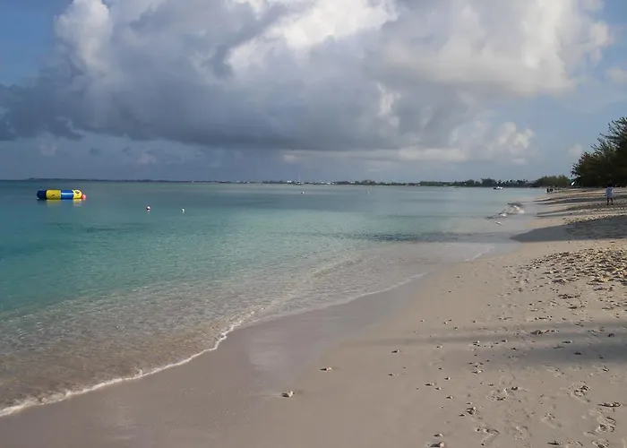 Grand Cayman Beach Suites