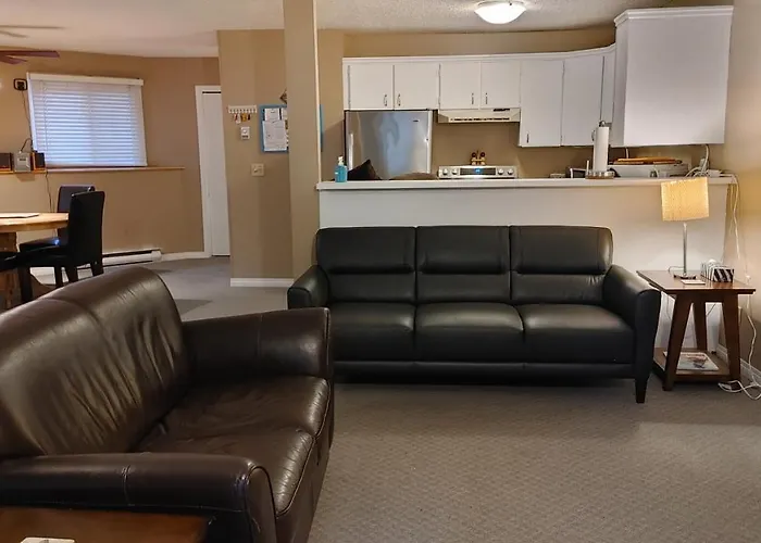 Akiskinook Resort: Lakeside Family Retreat with Diverse Amenities