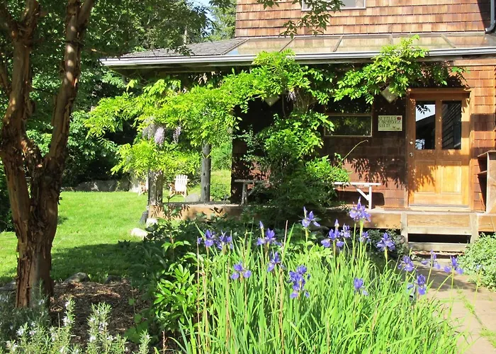 Lummi Island Resorts