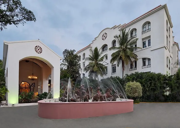 The Golden Palms Hotel & Spa