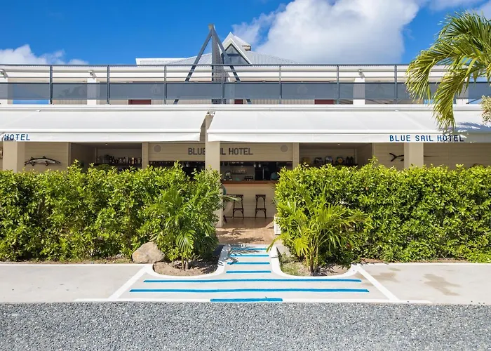 Blue Sail Hotel