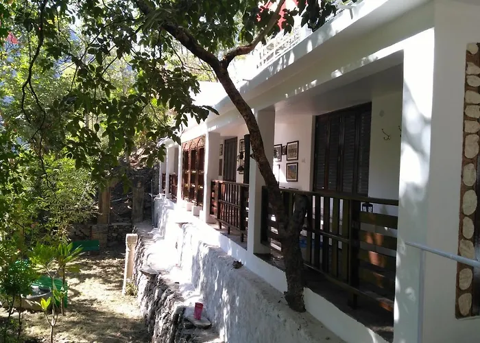 Samira'S Birds & Butterflies Park-Spashram Ganga Beach Retreat