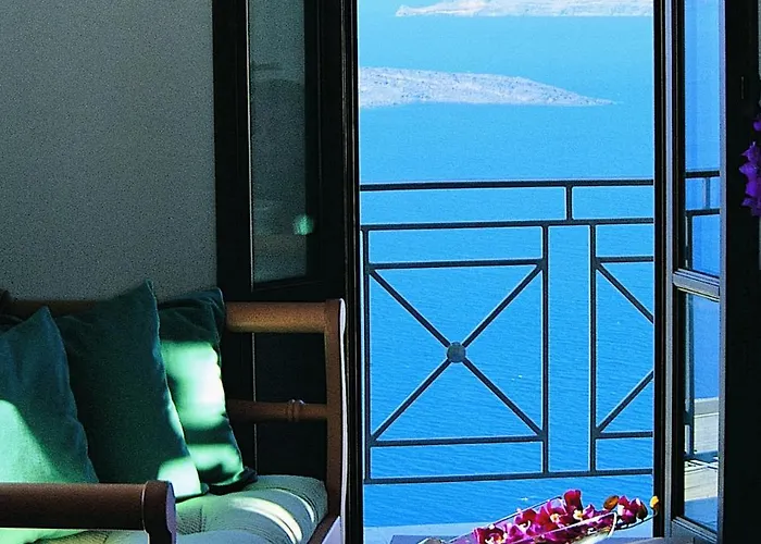 Theoxenia Caldera Hotel