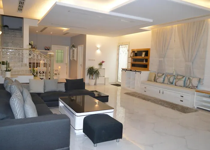 Wave Resort
