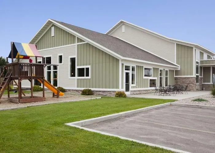 Crossings Inn And Suites
