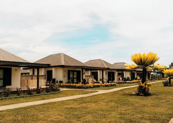 Lander'S Bay Resort