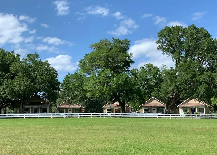 The Grand Oaks Resort