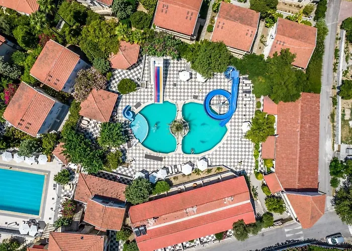 Riverside Garden Resort