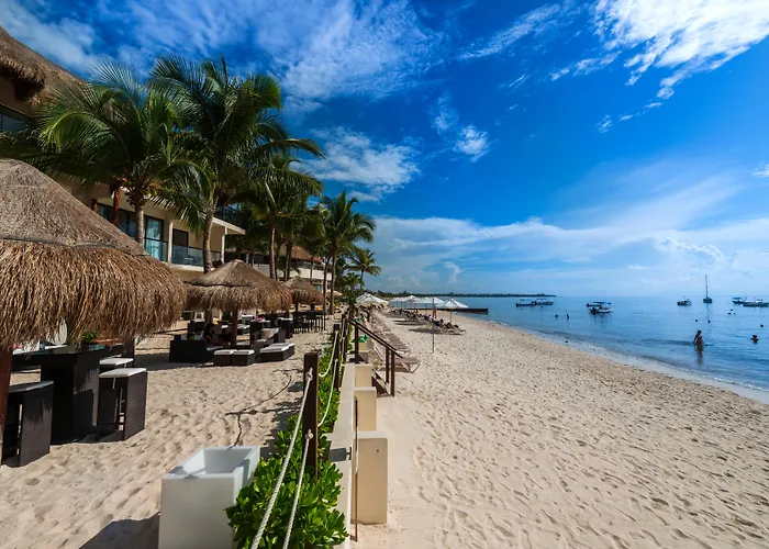 The Reef Coco Beach Resort & Spa