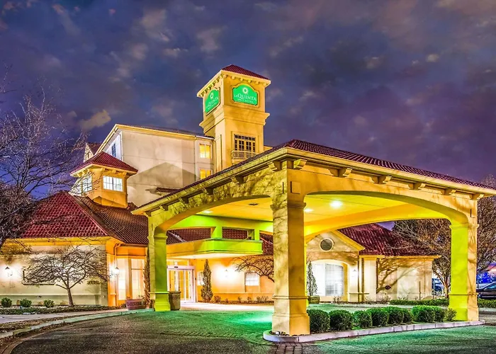 La Quinta Inn & Suites By Wyndham Colorado Springs South Ap