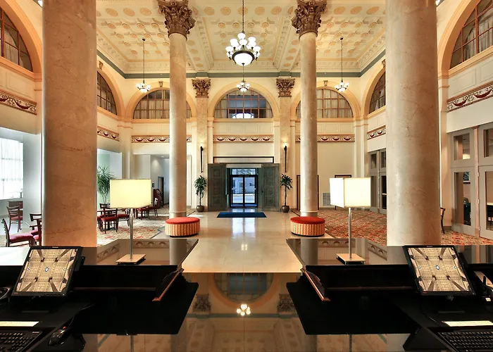 Holiday Inn Express Baltimore-Downtown