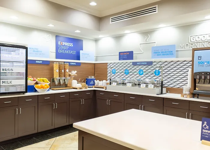 Holiday Inn Express Savannah - Historic District