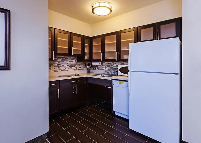 Staybridge Suites Tulsa-Woodland Hills By Ihg