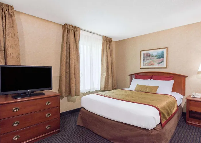Lancaster Suites