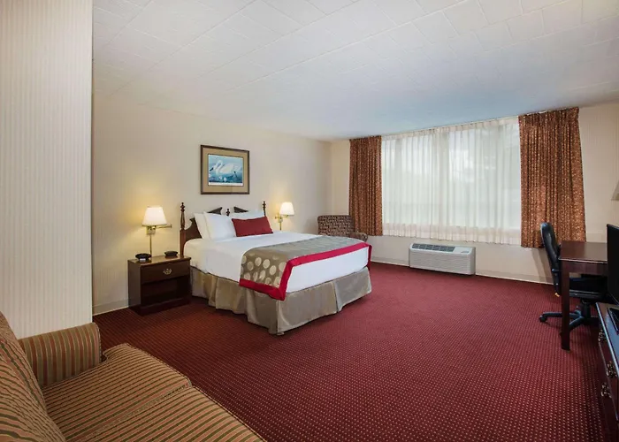 Ramada By Wyndham Ligonier