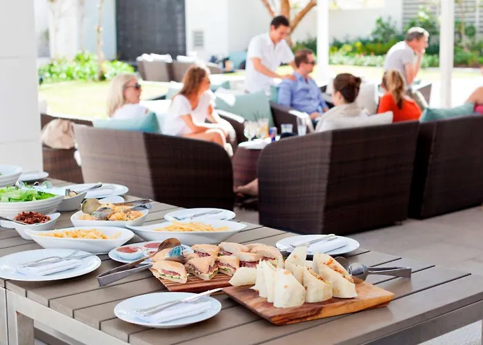 Hilton Surfers Paradise Hotel & Residences