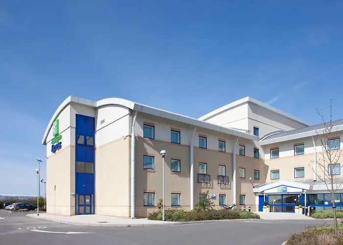 Holiday Inn Express Cardiff Airport, An Ihg Hotel