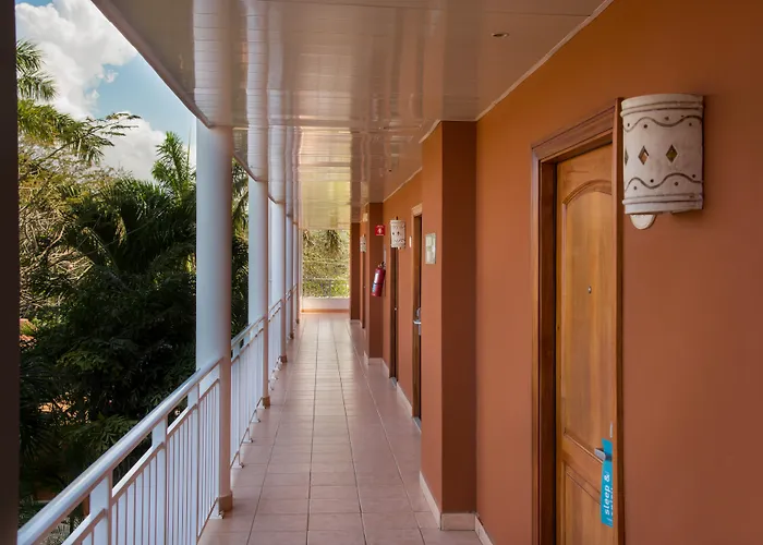 Occidental Tamarindo