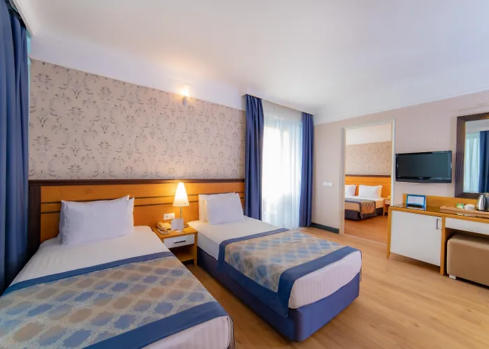 Porto Bello Hotel Resort & Spa