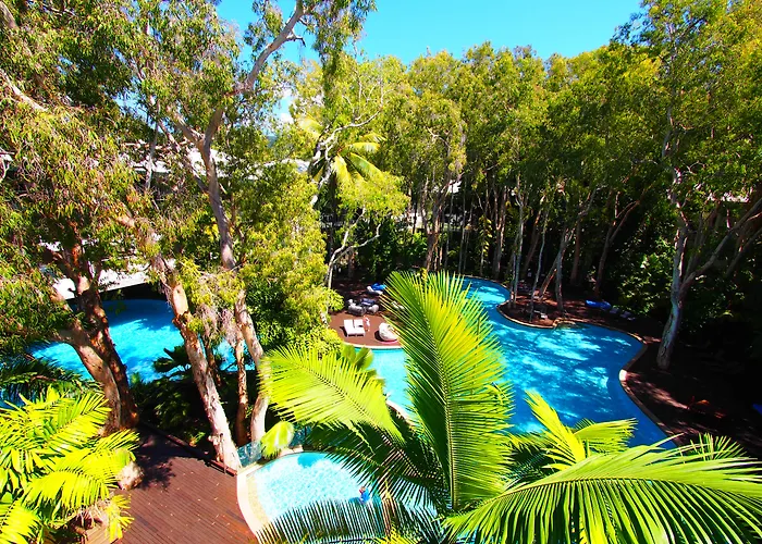 Drift Palm Cove