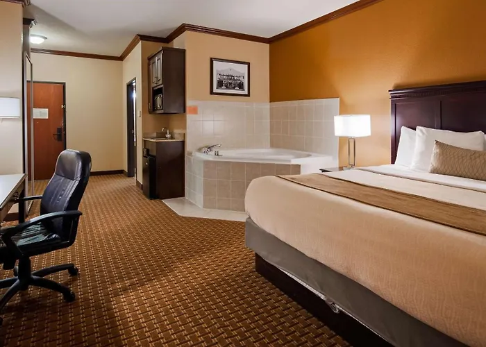 Best Western Granbury Inn And Suites