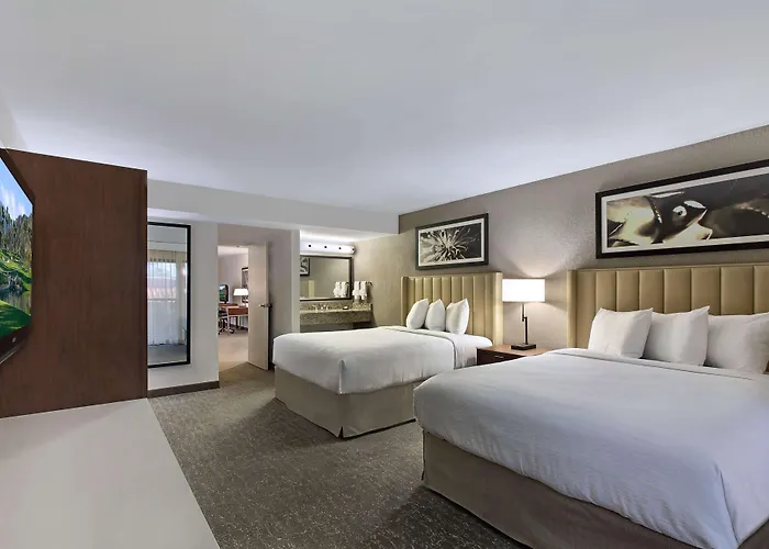 Embassy Suites By Hilton Palm Desert