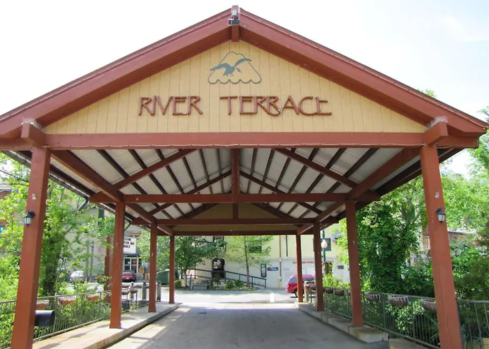 River Terrace Resort & Convention Center