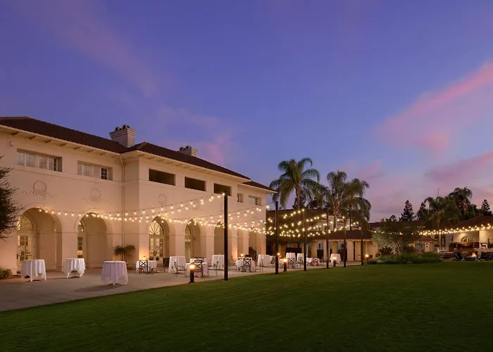 Hayes Mansion San Jose, Curio Collection By Hilton