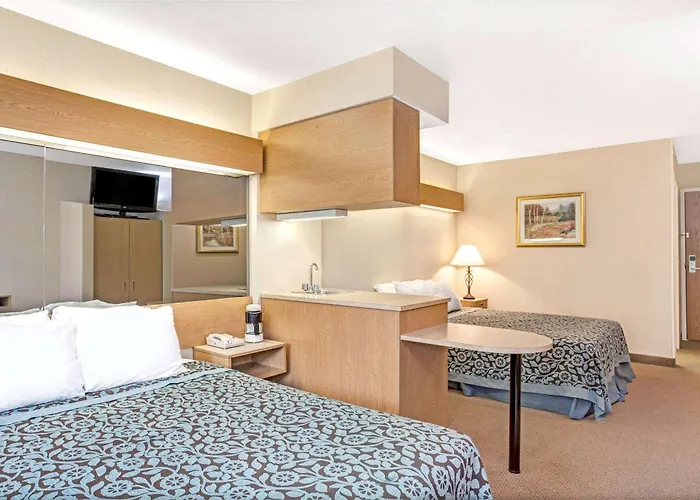 Days Inn By Wyndham Sturbridge
