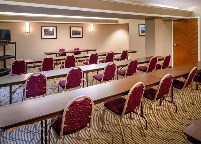 Comfort Inn & Suites Grundy