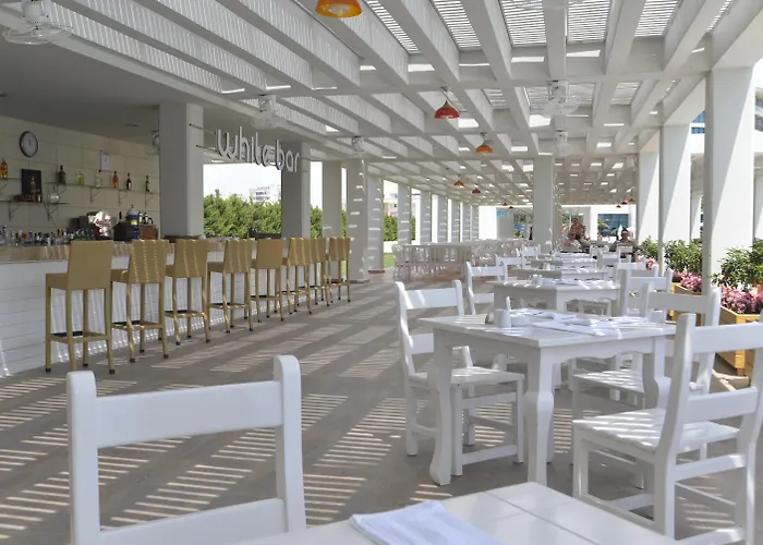 Baia Lara Hotel
