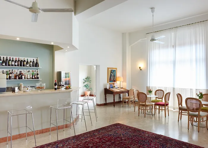 Hotel Punta Nord Est