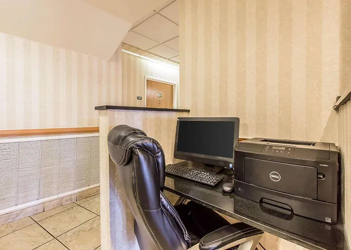 Comfort Suites Summit County
