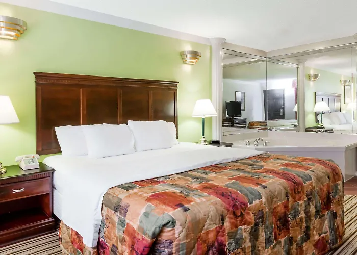 Days Inn - Oneonta