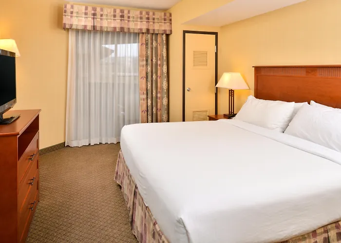 Holiday Inn Express & Suites St George North - Zion