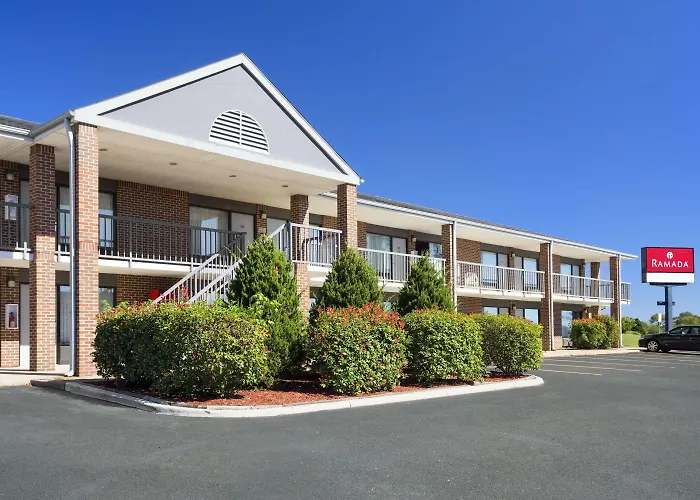 Ramada By Wyndham Batesville