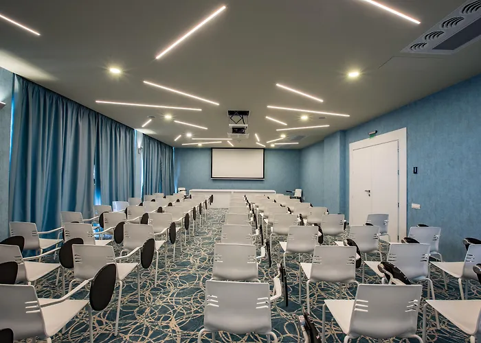 Hotel Opera Mamaia