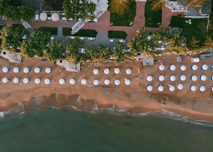 Giannoulis - Santa Marina Beach Hotel