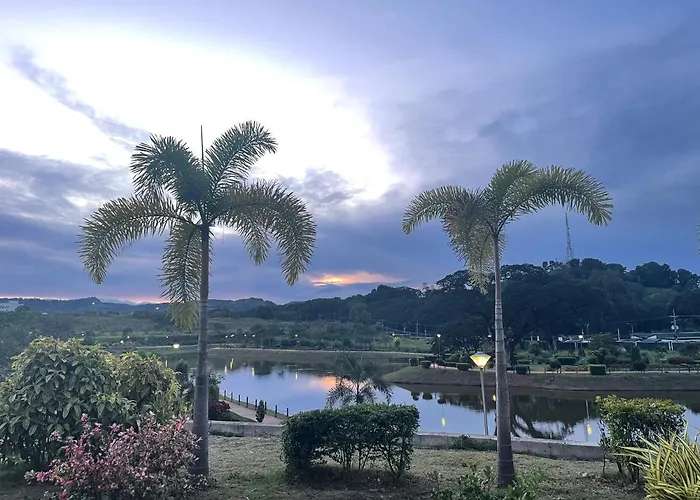 Luxury Condo In Clark Pampanga Beside Hilton Hotel And Casino