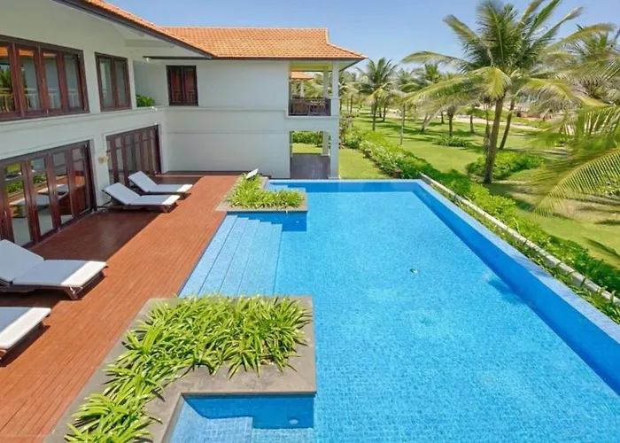 Da Nang Paradise Center My Khe Beach Resort & Spa